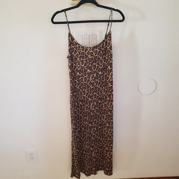 Natori Leopard Print Maxi Dress Medium - Picture 1 of 7